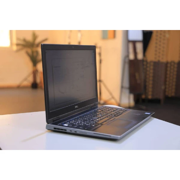 لابتوب Dell Precision 7530