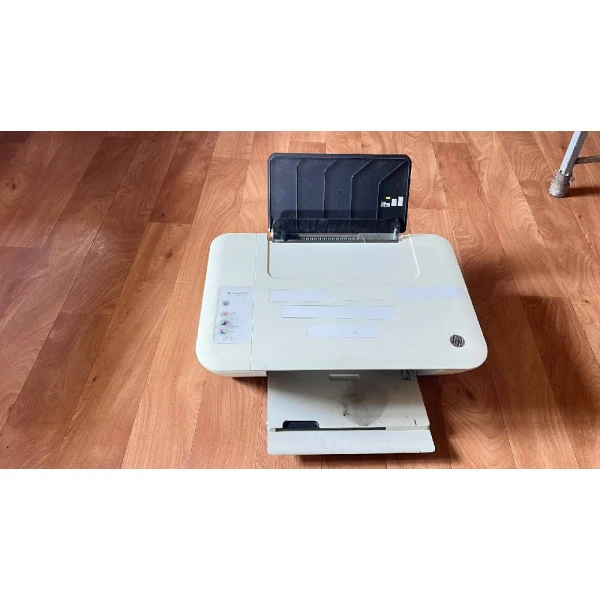 طابعه HP مستخدم نظيف