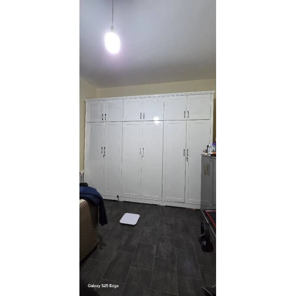دولاب ملابس