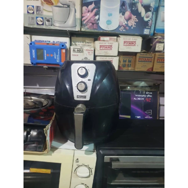 قلاية شبس بدون زيت (Air Fryer) من العلامة التجارية Menuett (الموديل الميكانيكي الكلاسيكي بسعة 3.2 لتر).